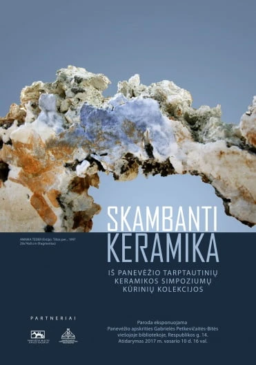 Skambanti keramika