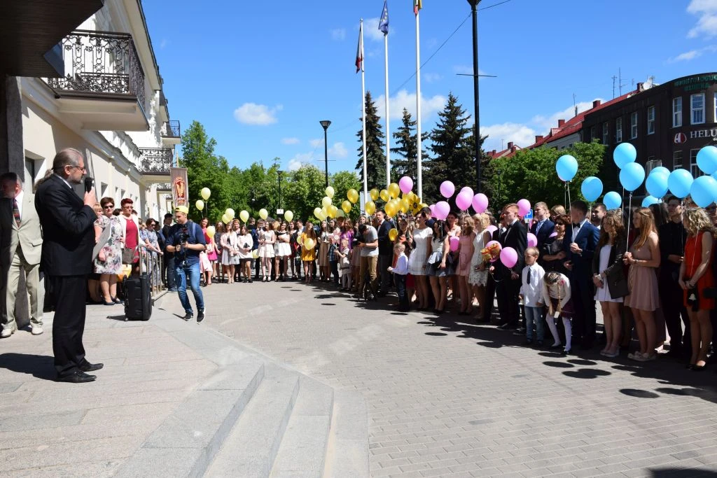 Panevėžyje skamba paskutinis skambutis