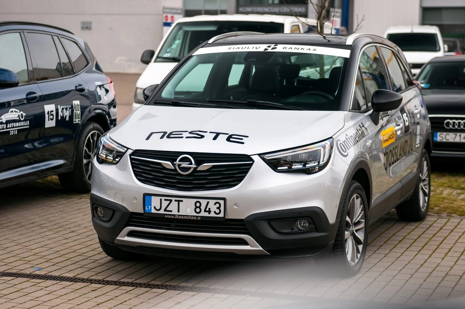 Metų automobilis. Įdomioji statistika: kurios automobilių funkcijos – pigiausios?