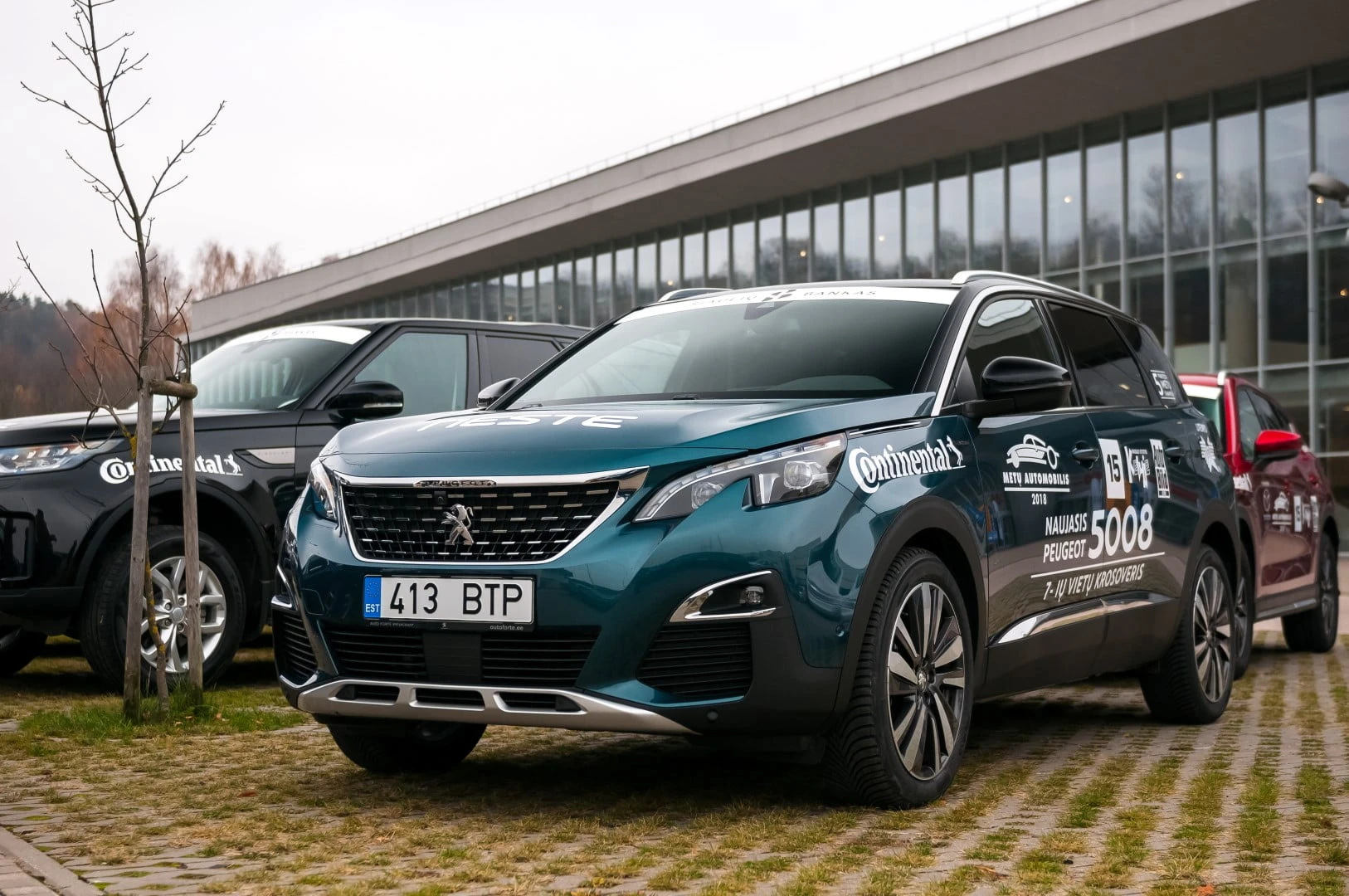 Metų automobilis. Įdomioji statistika: kurios automobilių funkcijos – pigiausios?