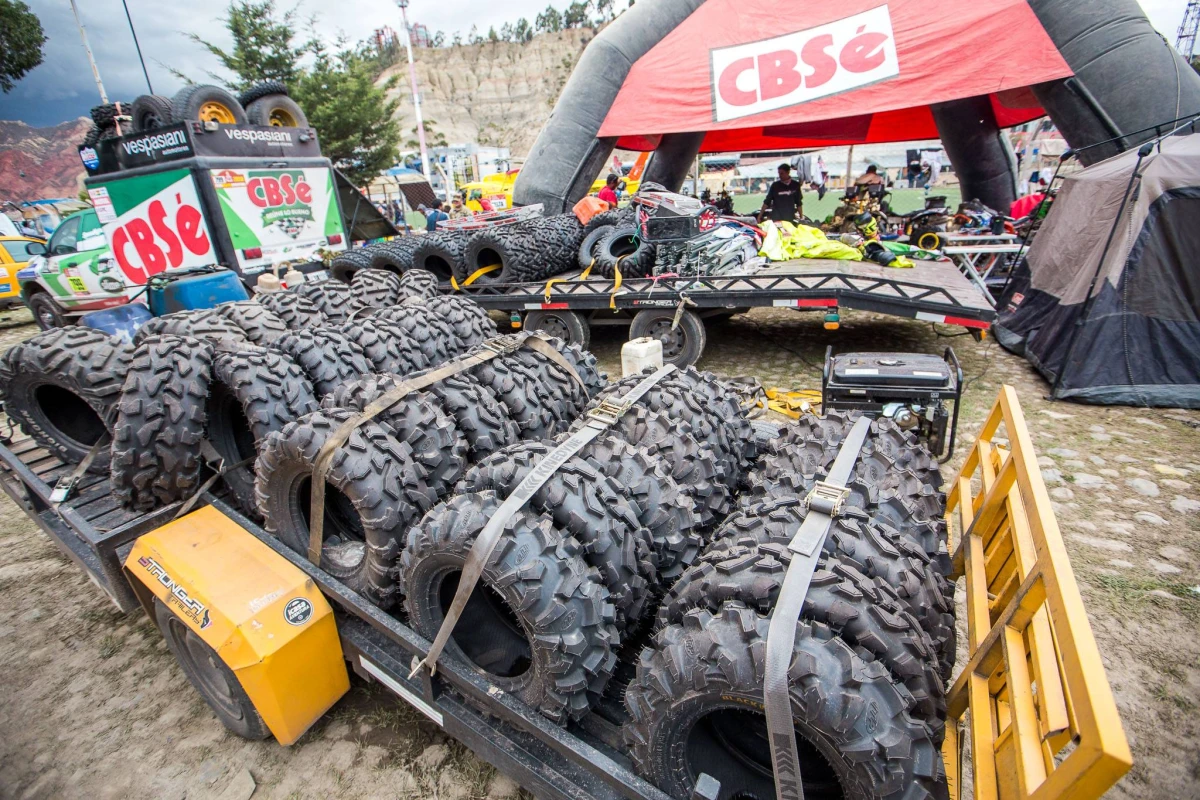 Mechanikai Dakaro ralyje: „Poilsio mes čia neturime“
