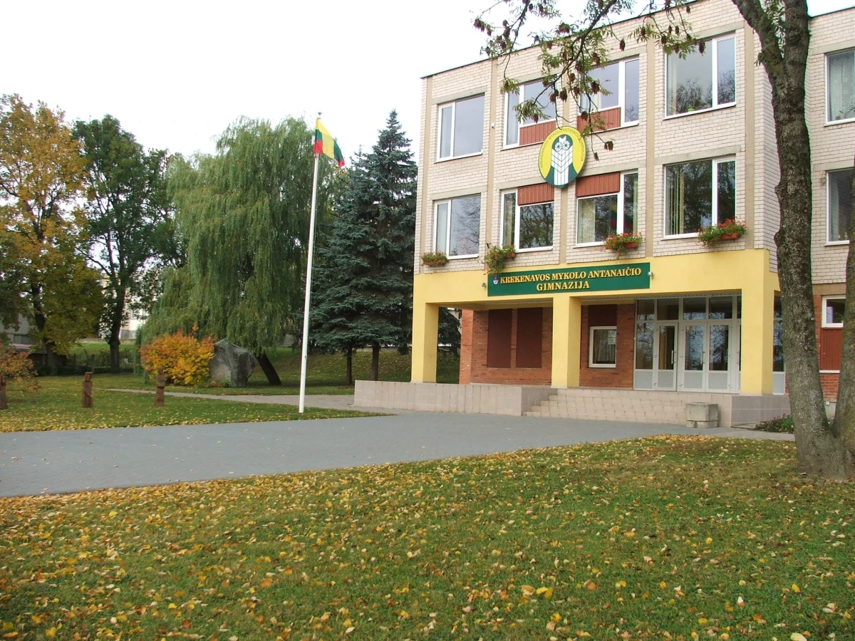 Krekenavos Mykolo Antanaičio gimnazija – 2018 m. brandos egzaminų bazinė mokykla Panevėžio rajono savivaldybėje