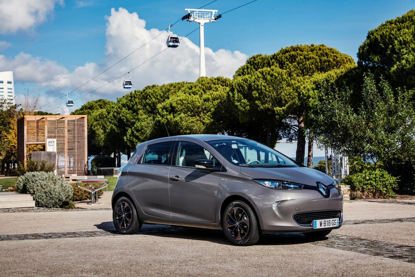 Lietuvoje – elektromobilių proveržio metai