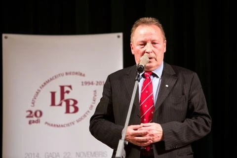 Vaistai alternatyviose prekybos vietose