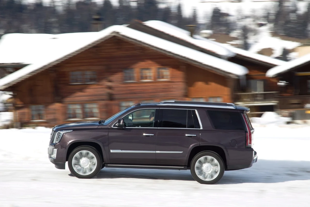 Cadillac Escalade 2015 m.