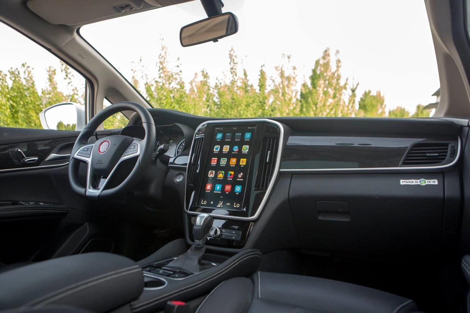 Kinų automobiliai pavijo europietiškus