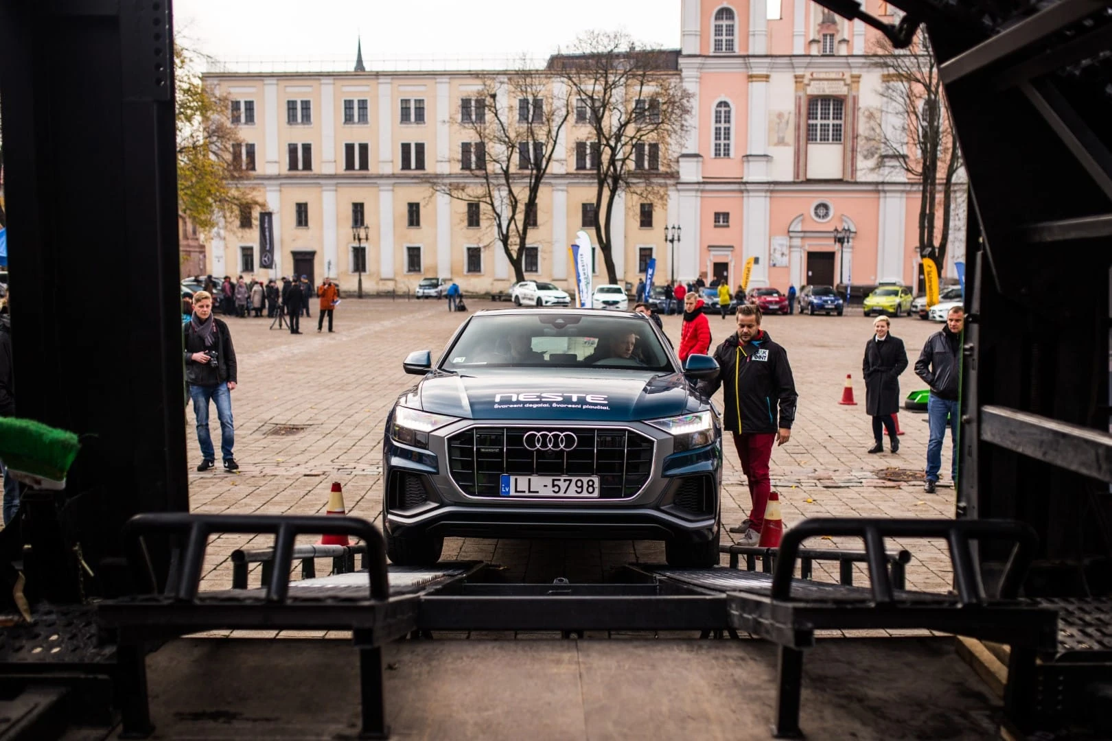 Kodėl vieni automobiliai yra gražūs, o kiti – ne?