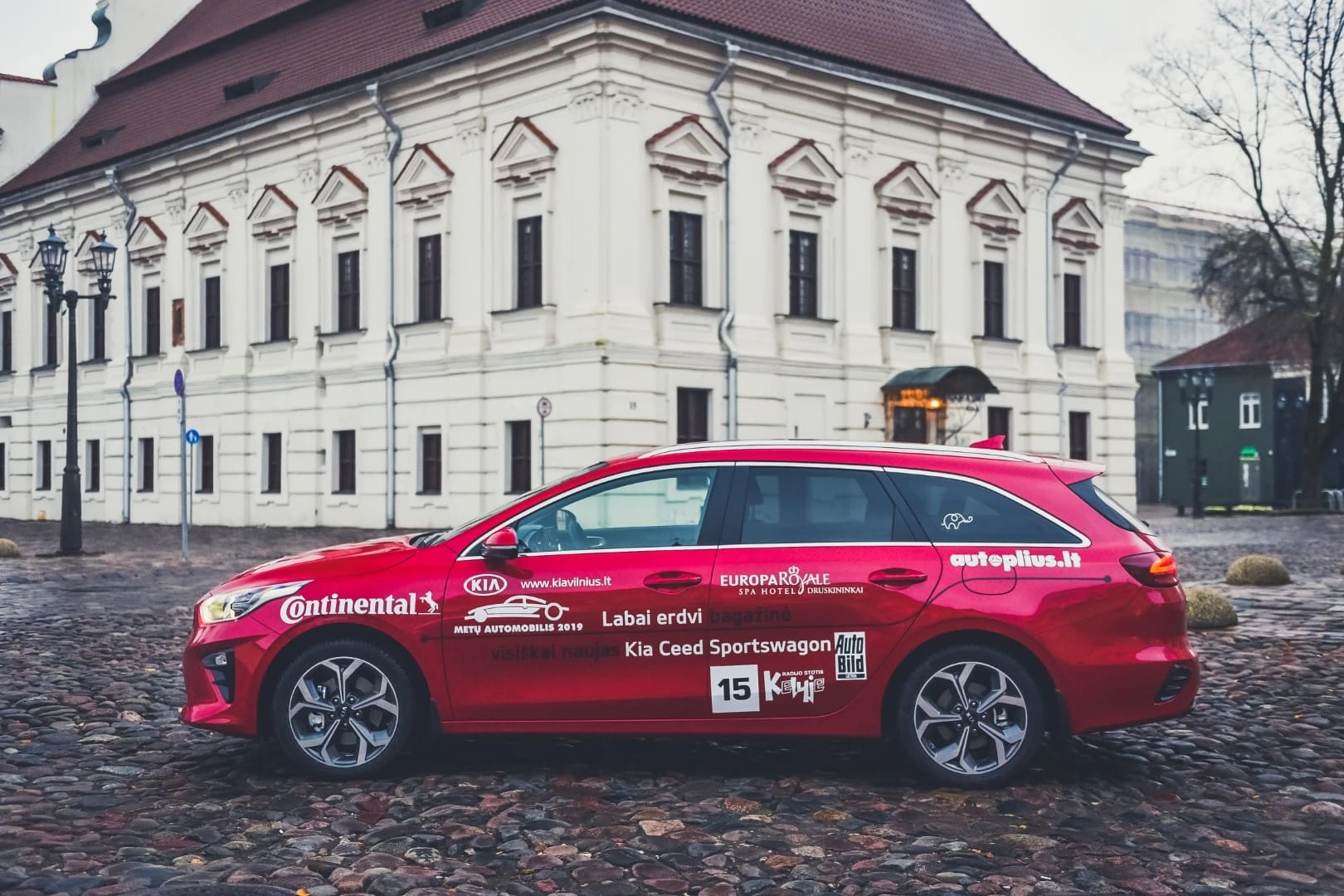 Automobilių ekonomiškumas auga ne tik techninių duomenų lentelėse