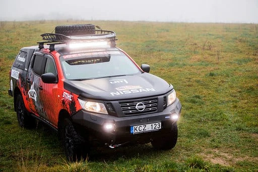 Dakaro ralyje tinka lietuviškas automobilio stiklų ploviklis