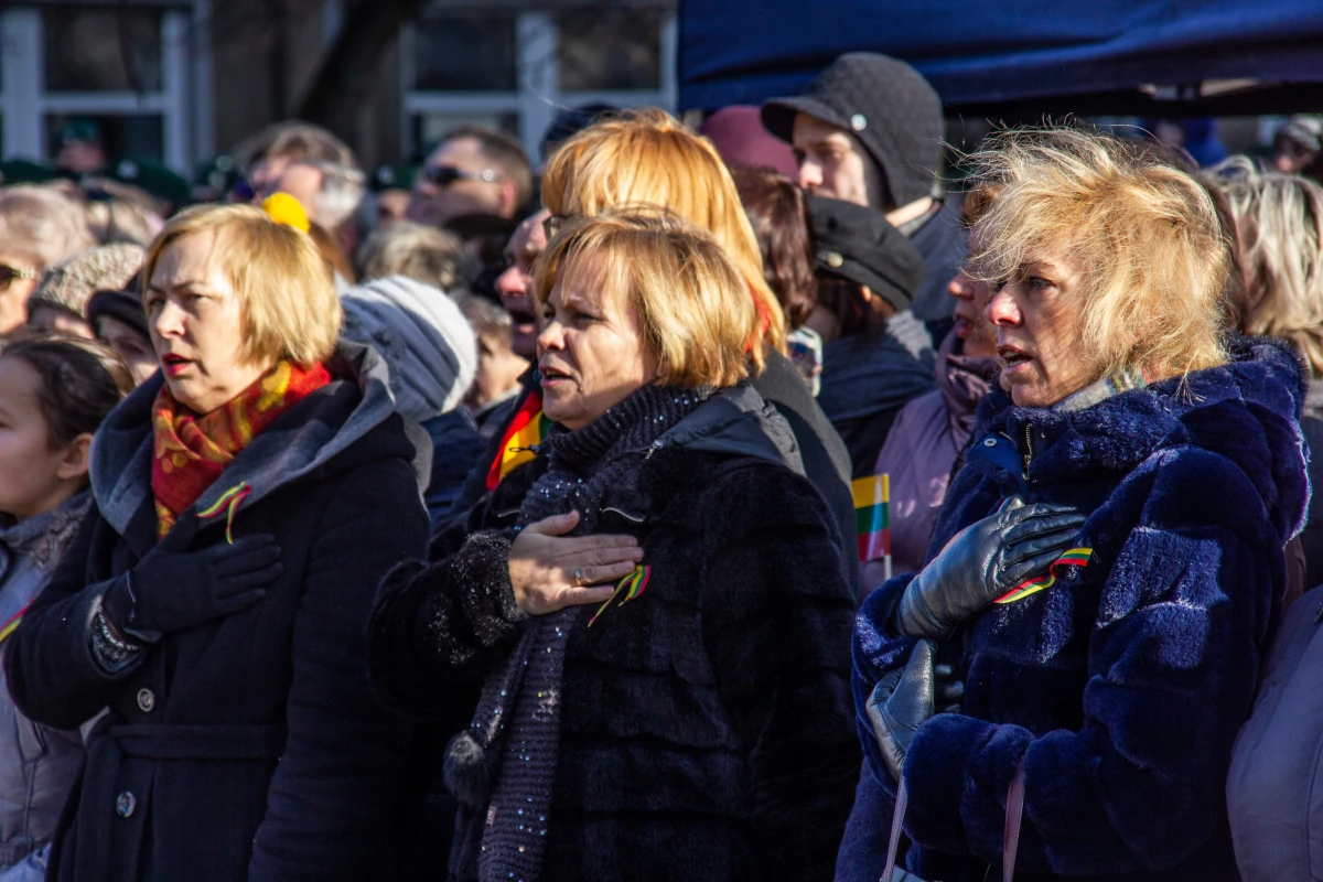 Panevėžyje minimos Valstybės 101-osios metinės