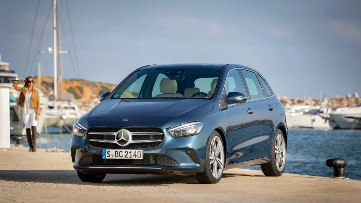 Į Lietuvą atvyko naujasis sportiškas vienatūris – B klasės „Mercedes-Benz“