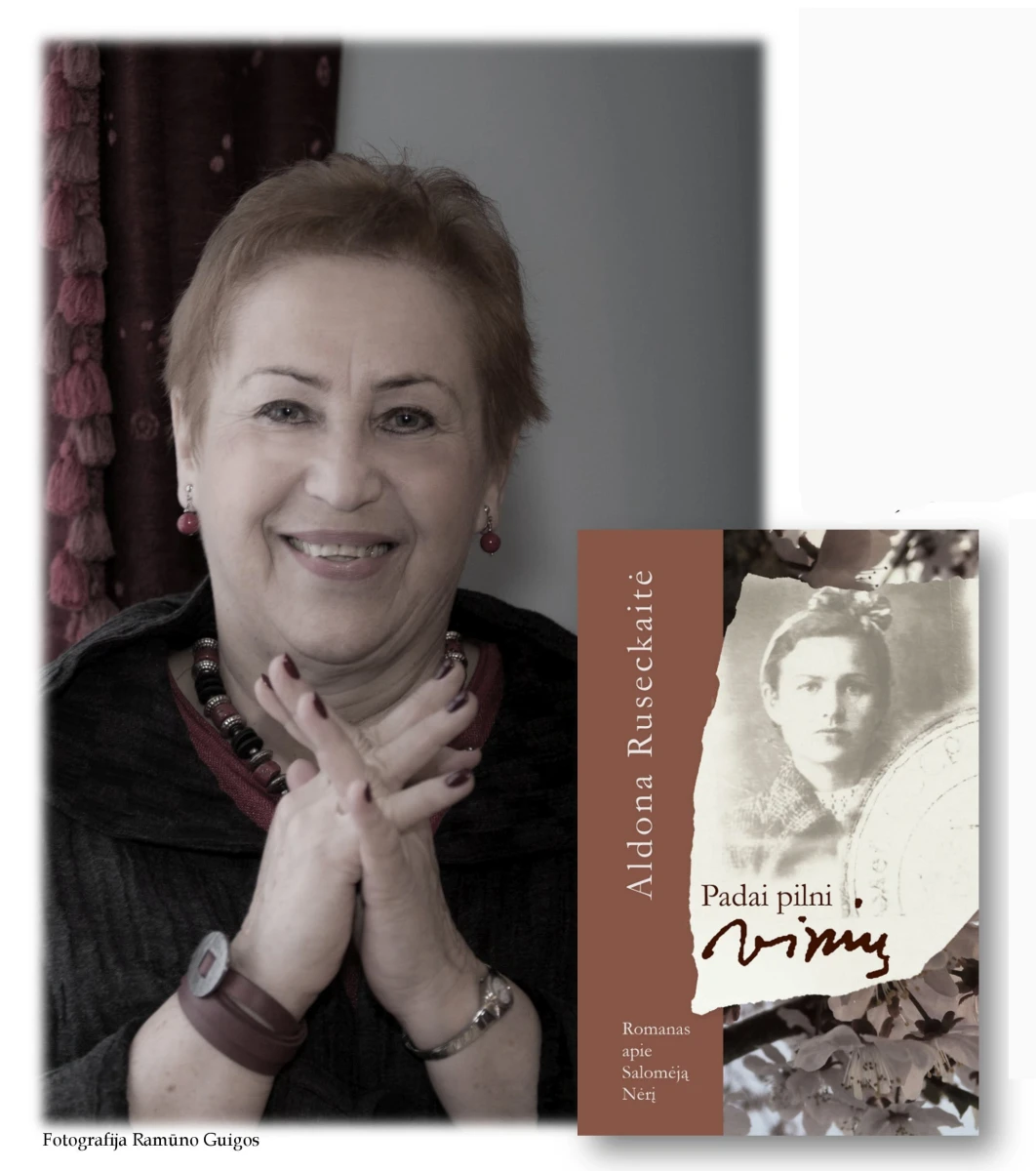 A. Ruseckaite su knyga
