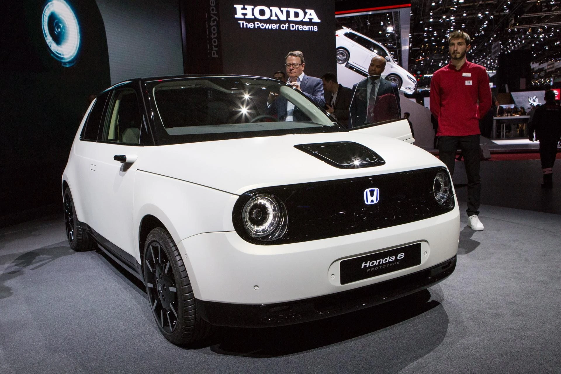 Ženevos automobilių parodos 2019 m. Pasaulinės premjeros