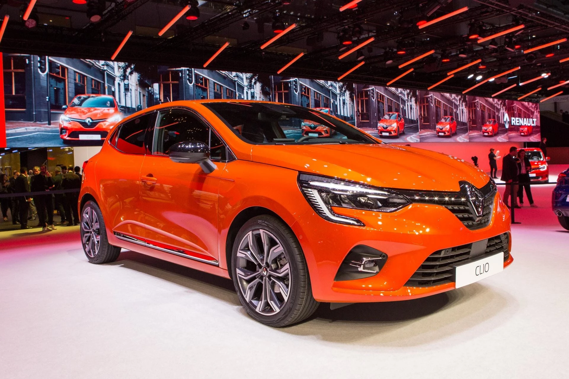 Ženevos automobilių parodos 2019 m. Pasaulinės premjeros