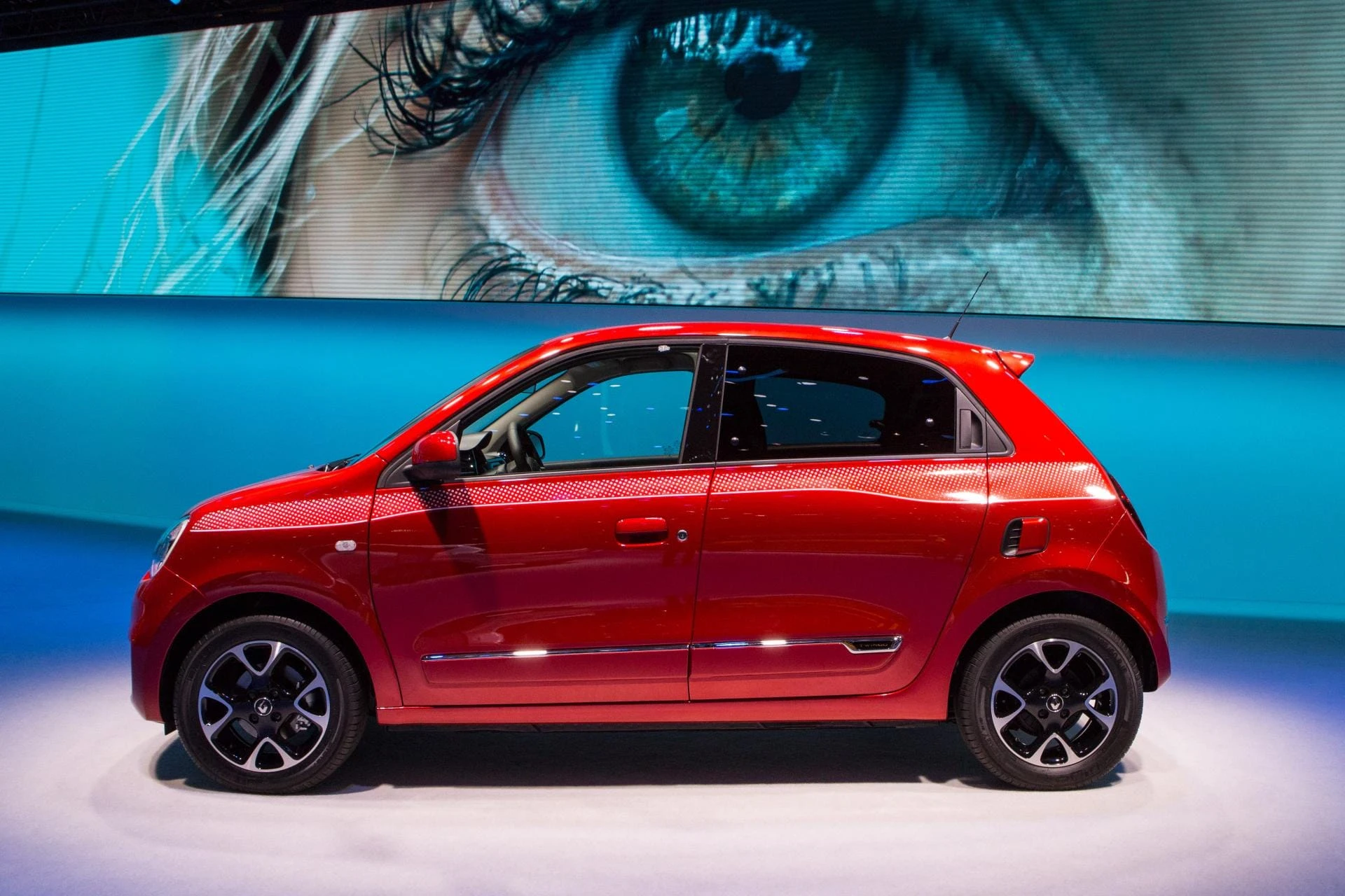 Ženevos automobilių parodos 2019 m. Pasaulinės premjeros