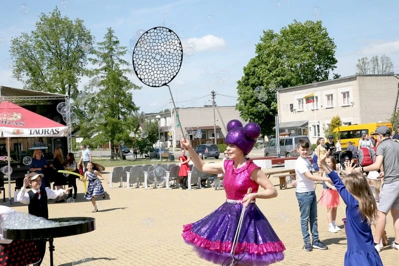 Tradicinė šventė vėl subūrė šalies kaimų ir mažų miestelių dainorėlius
