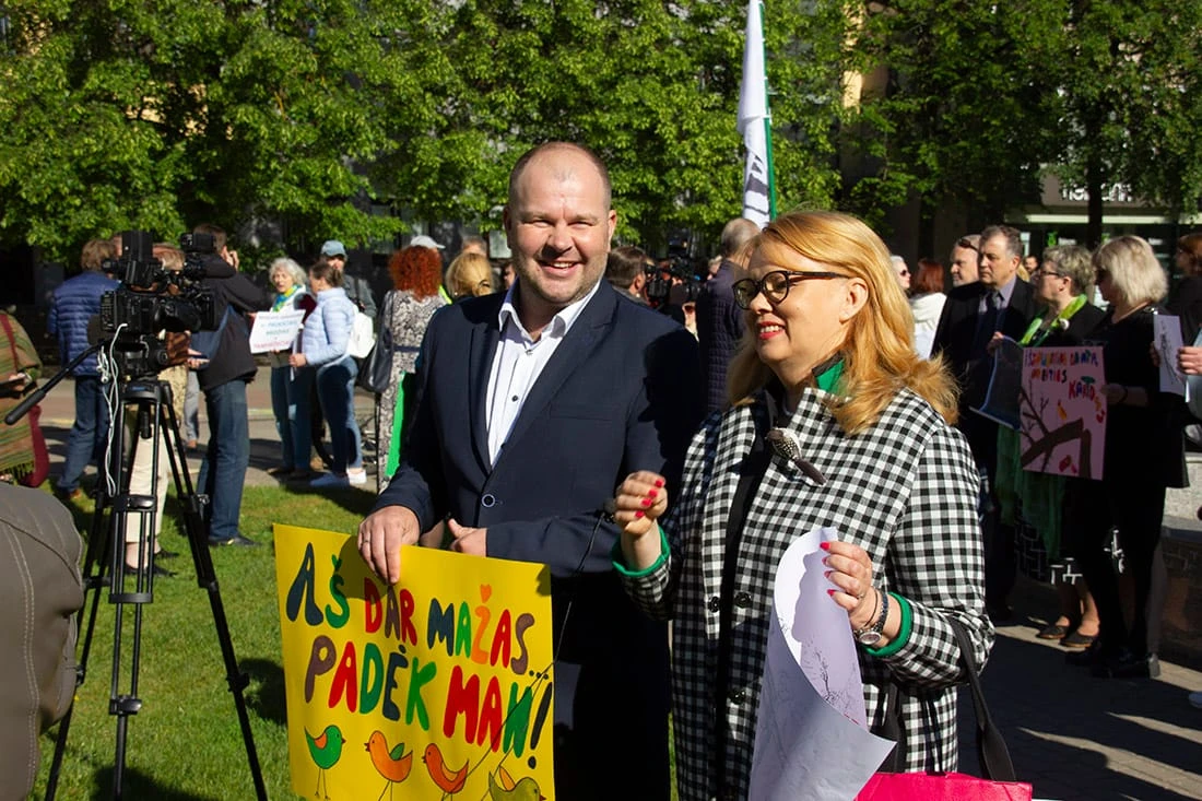 Revoliucijos kol kas nebus (multimedia pasakojimas)