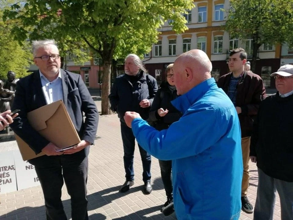 Miesto meras pas piketuotojus išeiti neišdrįso