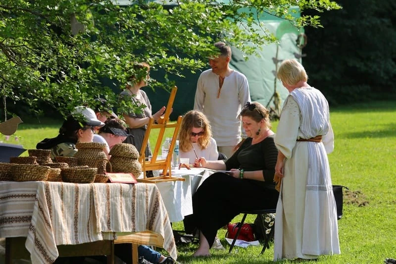 Vakarojimai Puziniškio dvarelyje tradicijas susiejo su dabartimi
