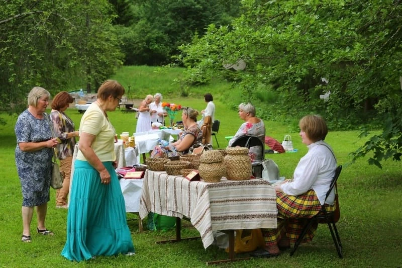 Vakarojimai Puziniškio dvarelyje tradicijas susiejo su dabartimi
