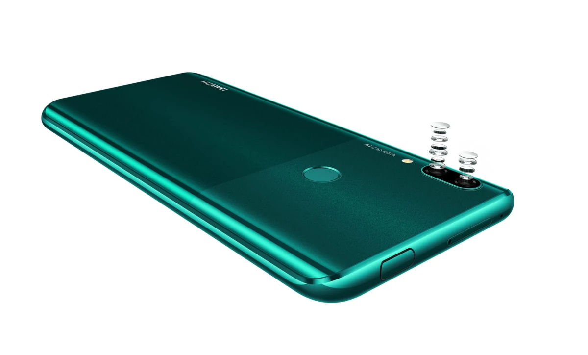 „Huawei“ naujiena – su iššokančia kamera ir už patrauklią kainą