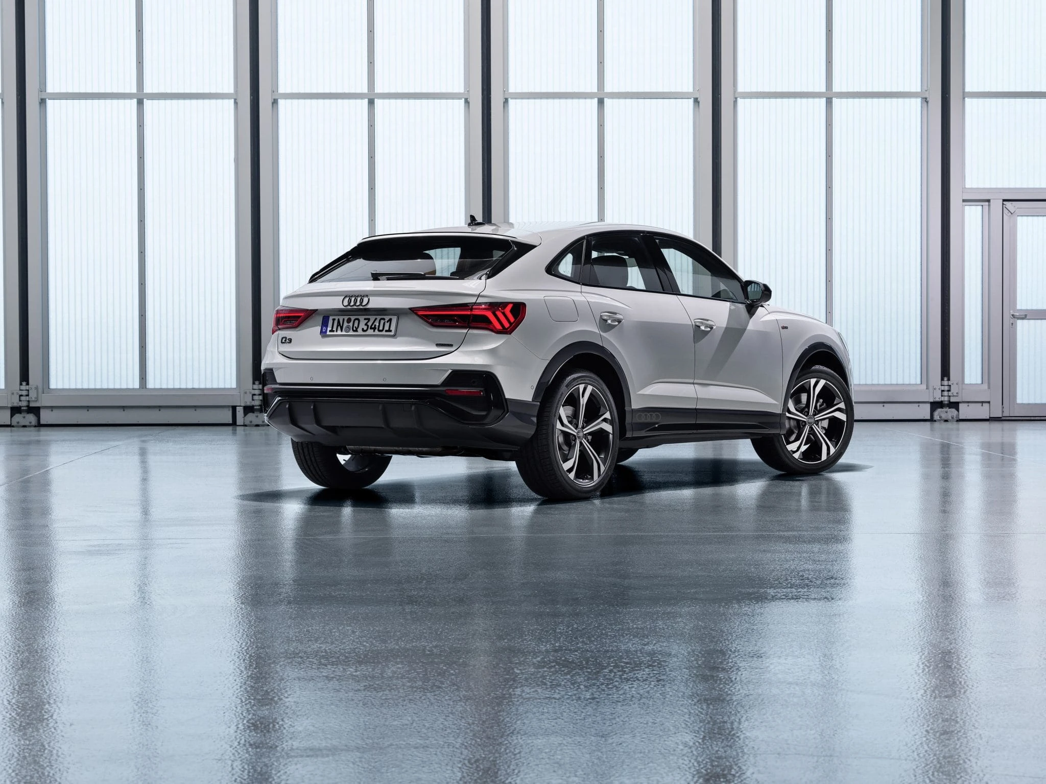Galingas ir elegantiškas: „Audi Q3 Sportback“