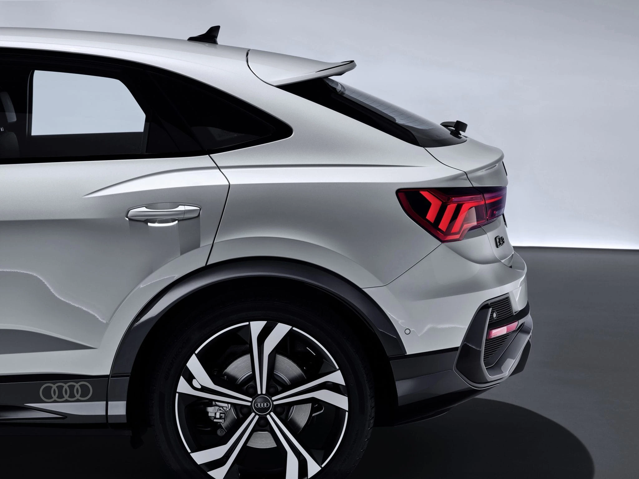 Galingas ir elegantiškas: „Audi Q3 Sportback“