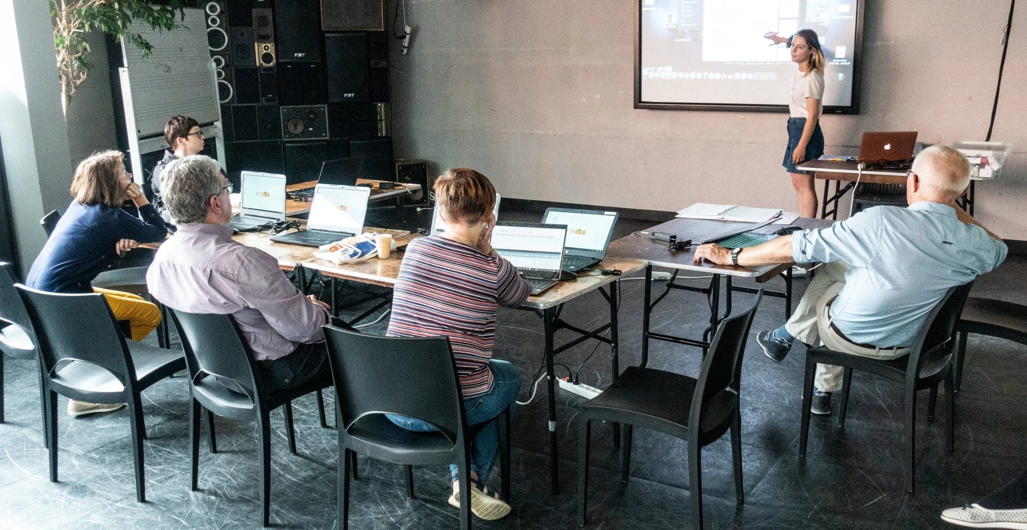 Kaip auginti jaunuosius išradėjus: iššūkis mokykloms, kurį padės įveikti nemokama mokymo priemonė ir dalinami 3D spausdintuvai!