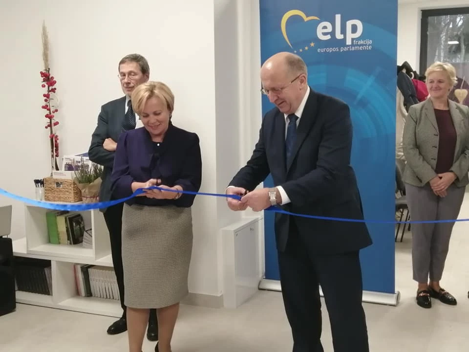 Duris atvėrė EP narių Rasos Juknevičienės ir Andriaus Kubiliaus biuras