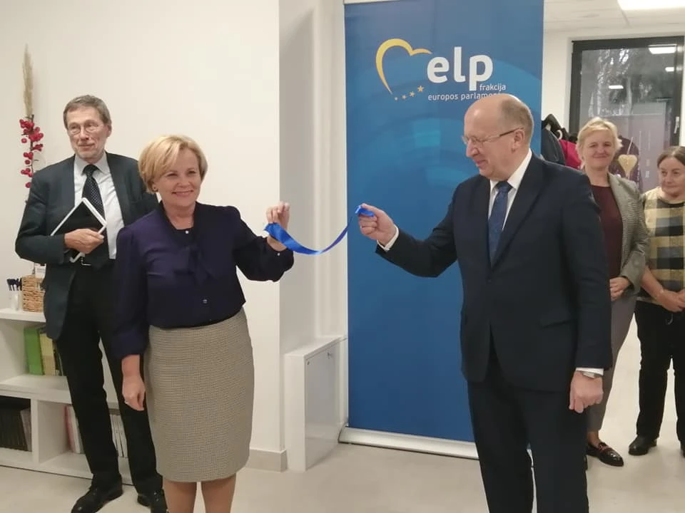 Duris atvėrė EP narių Rasos Juknevičienės ir Andriaus Kubiliaus biuras