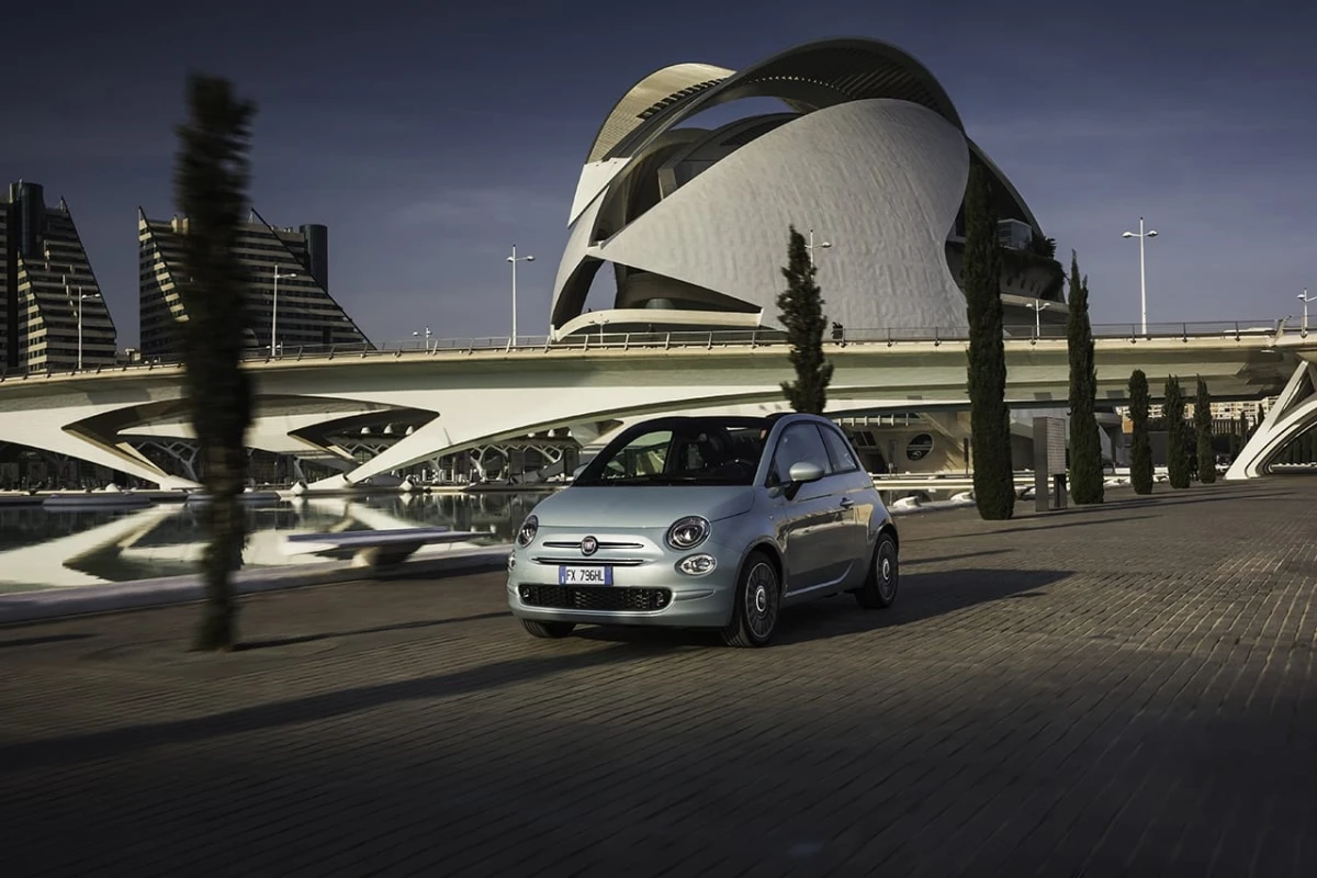 Fiat500Hybrid 9