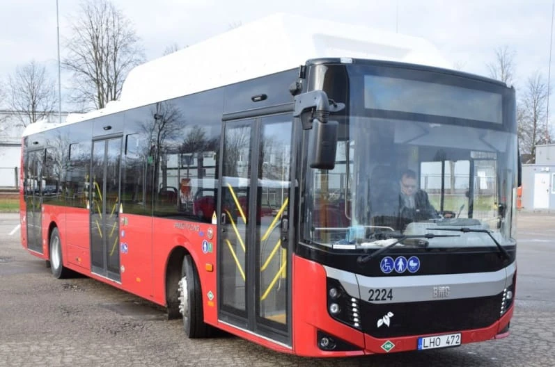Į gatves išriedėjo nauji ekologiški autobusai