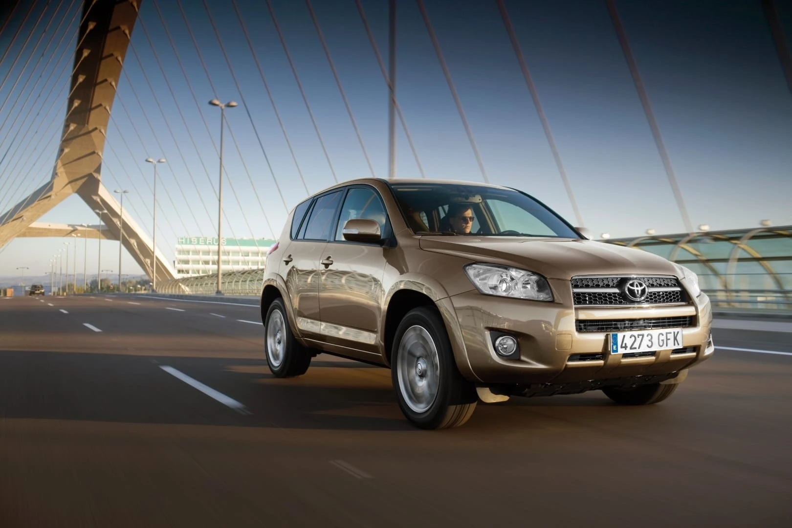 Viso pasaulio žmonės įvertino: „Toyota RAV4“ parduota daugiau nei 10 milijonų