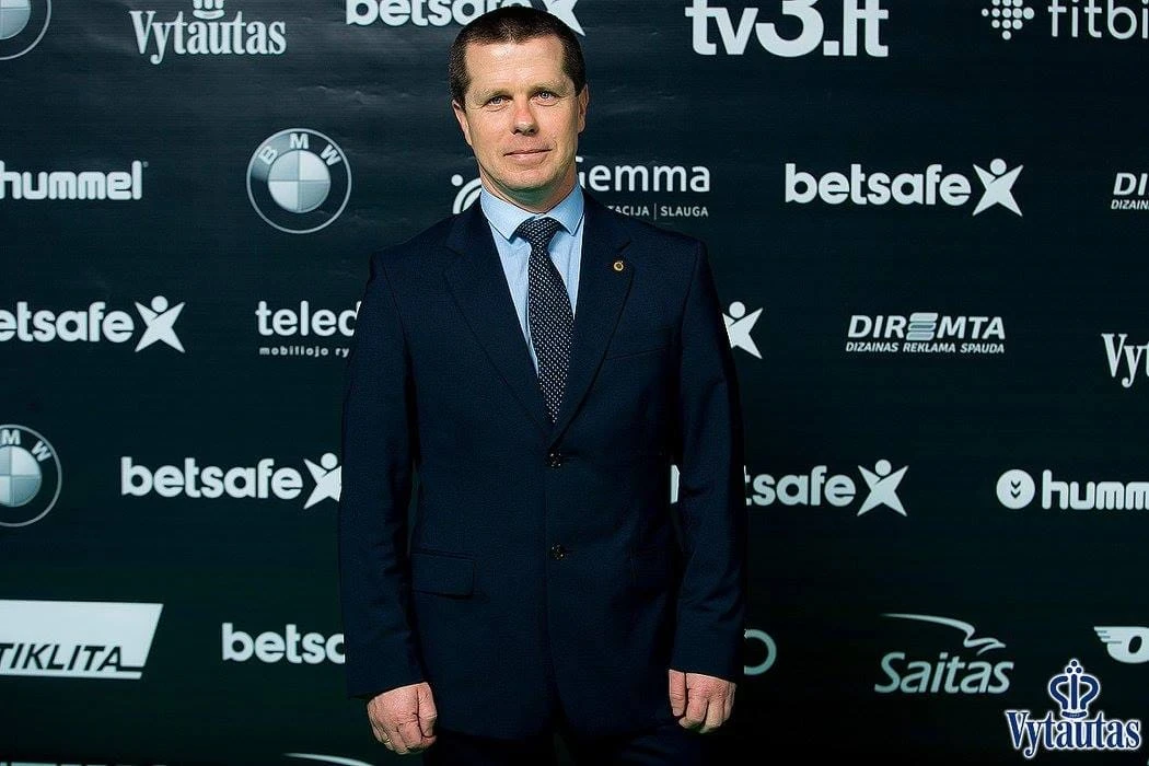 Elitinės jaunių futbolo lygos apdovanojimai vyks Panevėžyje !