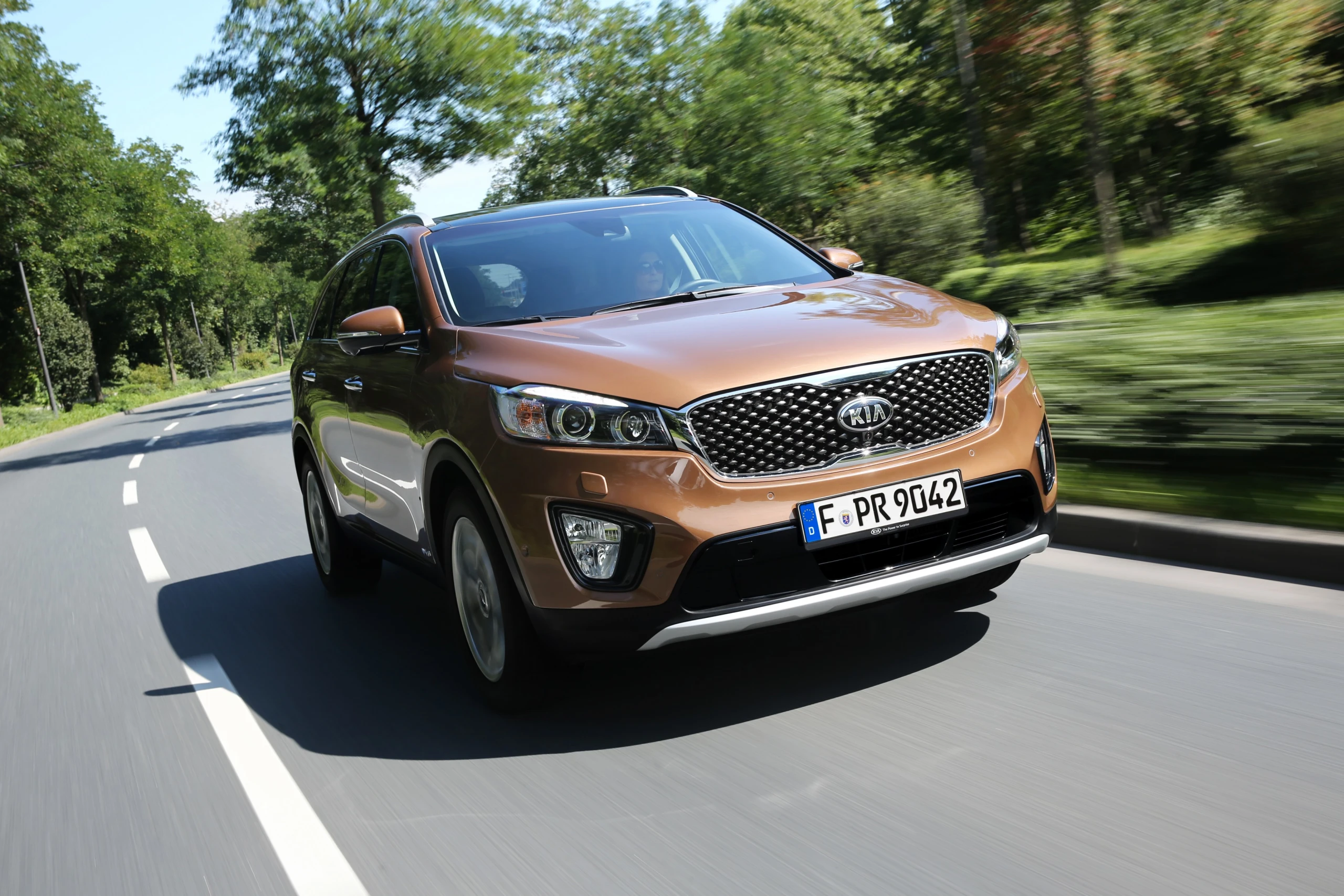 Tūkstančiai „Auto Express“ skaitytojų geriausiu išrinko „Kia Sorento“