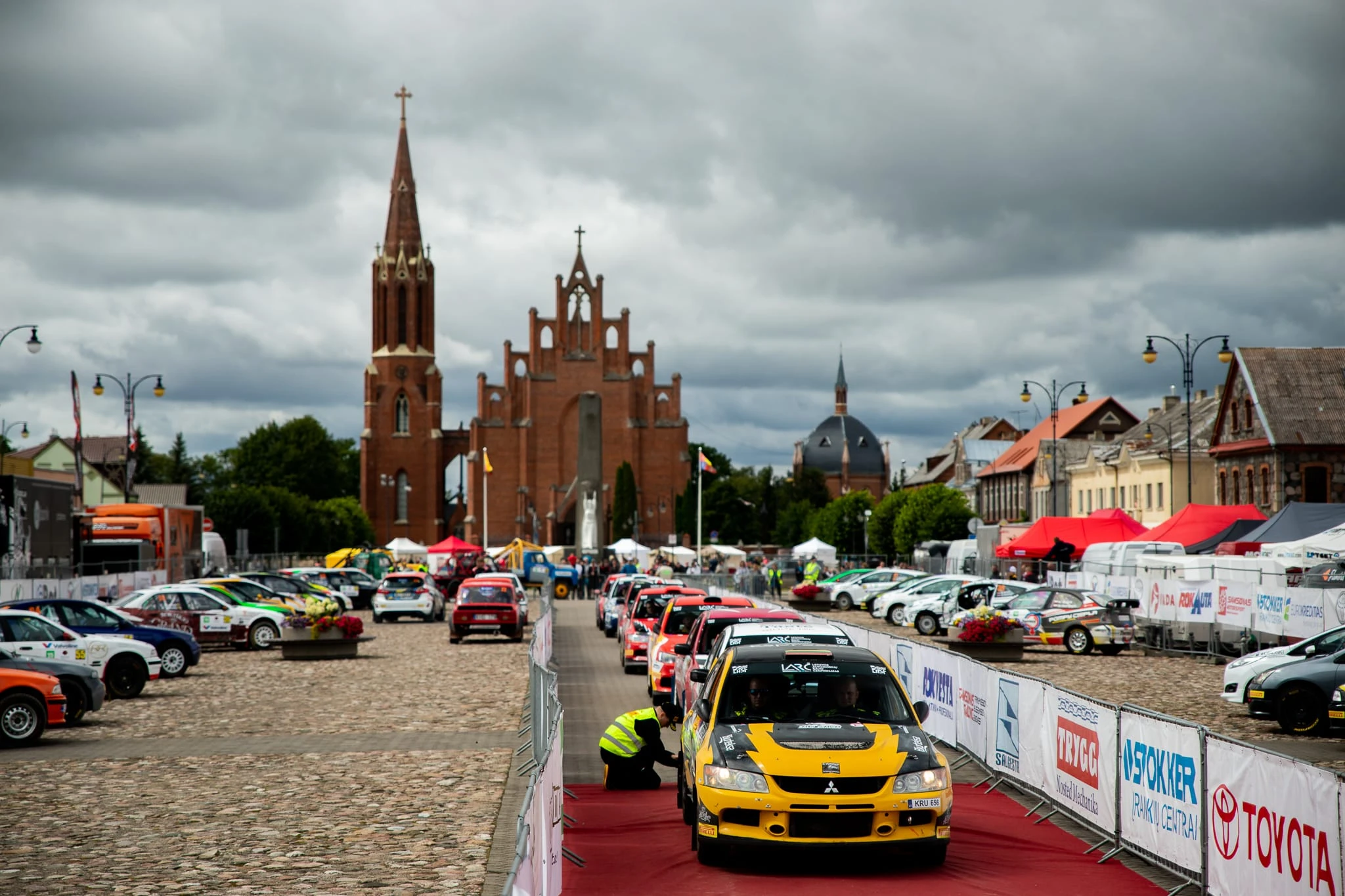 Pirmąją „Samsonas Rally Rokiškis“ dieną savo persvarą auginosi Nikolajus Gryazinas