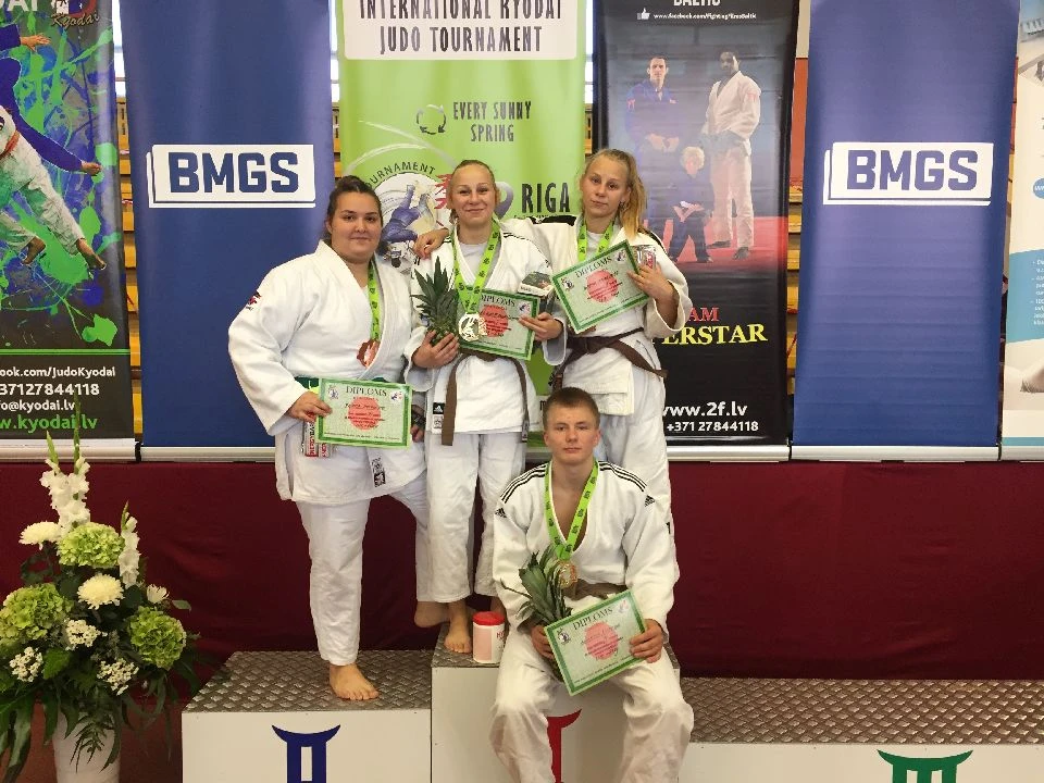 R.Sargūno gimnazijos sportininkų pergalės tarptautiniame turnyre