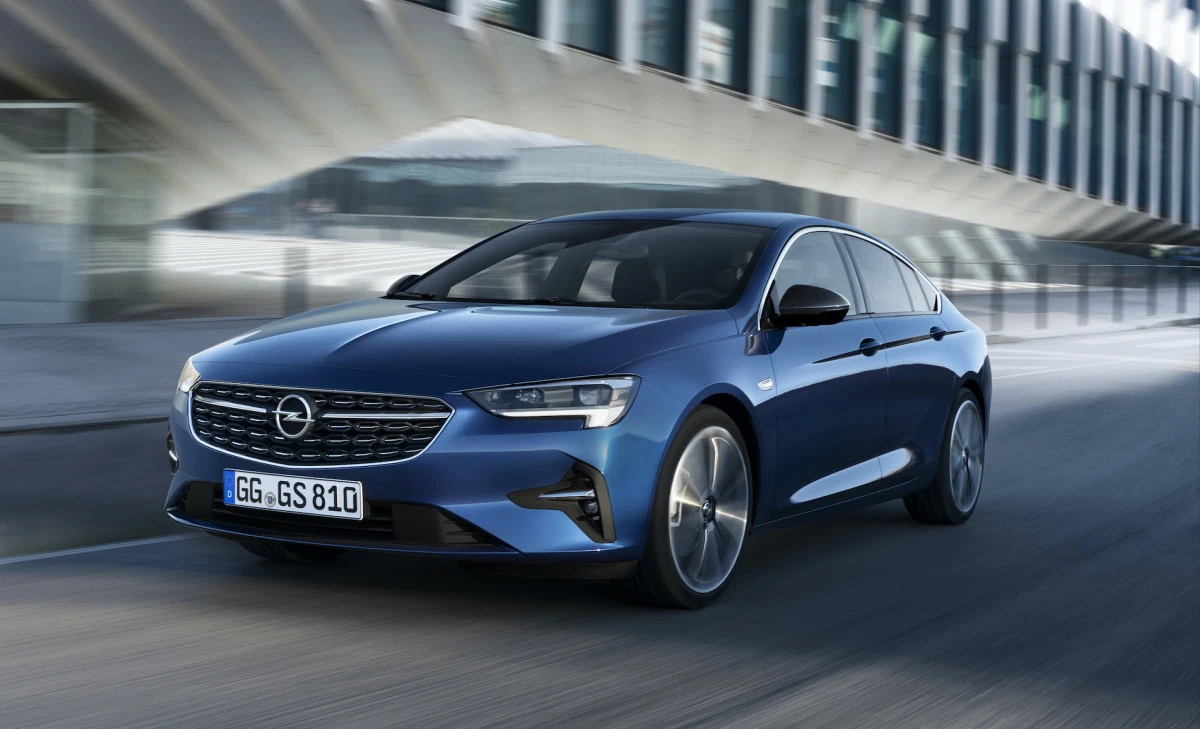 Opel Insignia Grand Sport 1