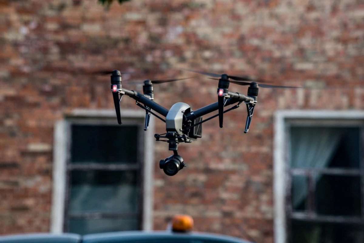 Dronų gaudyklės sistema „Dronbuster“ sėkmingai testuota Karaliaus Mindaugo husarų batalione