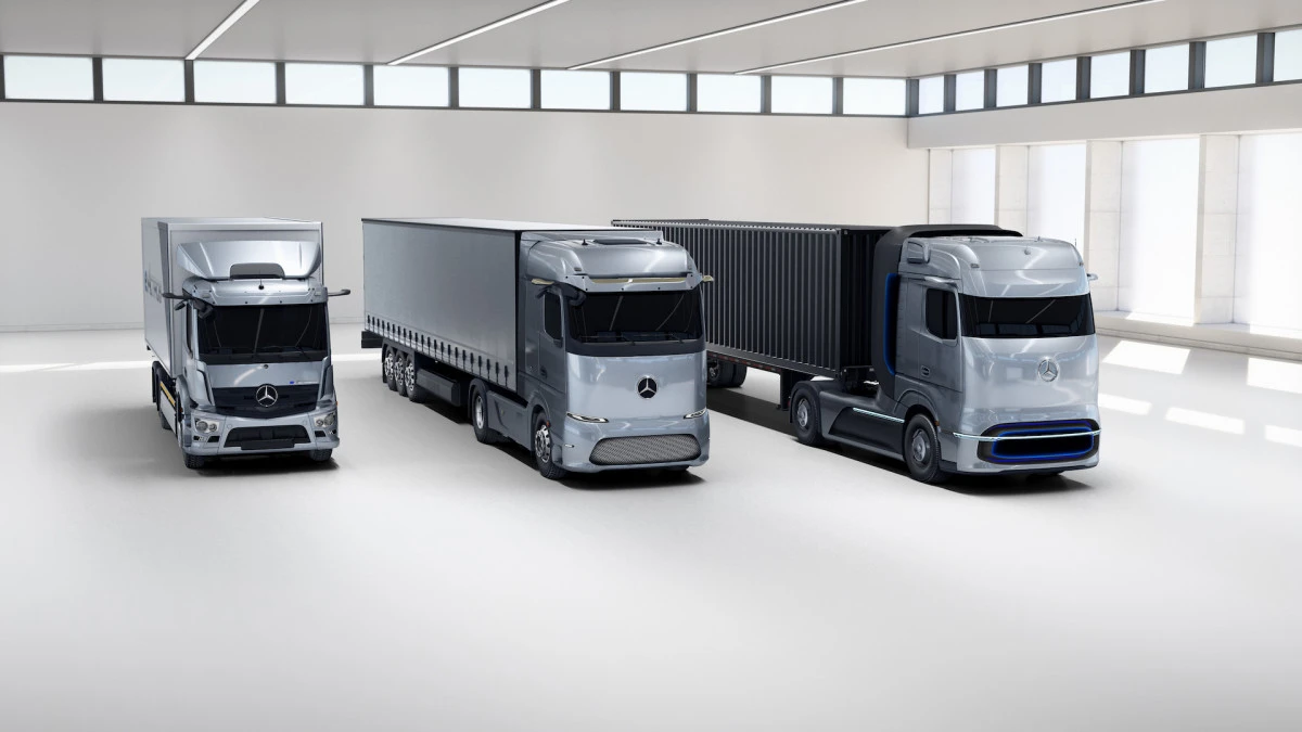 Mercedes-Benz GenH2 ir eActros 2