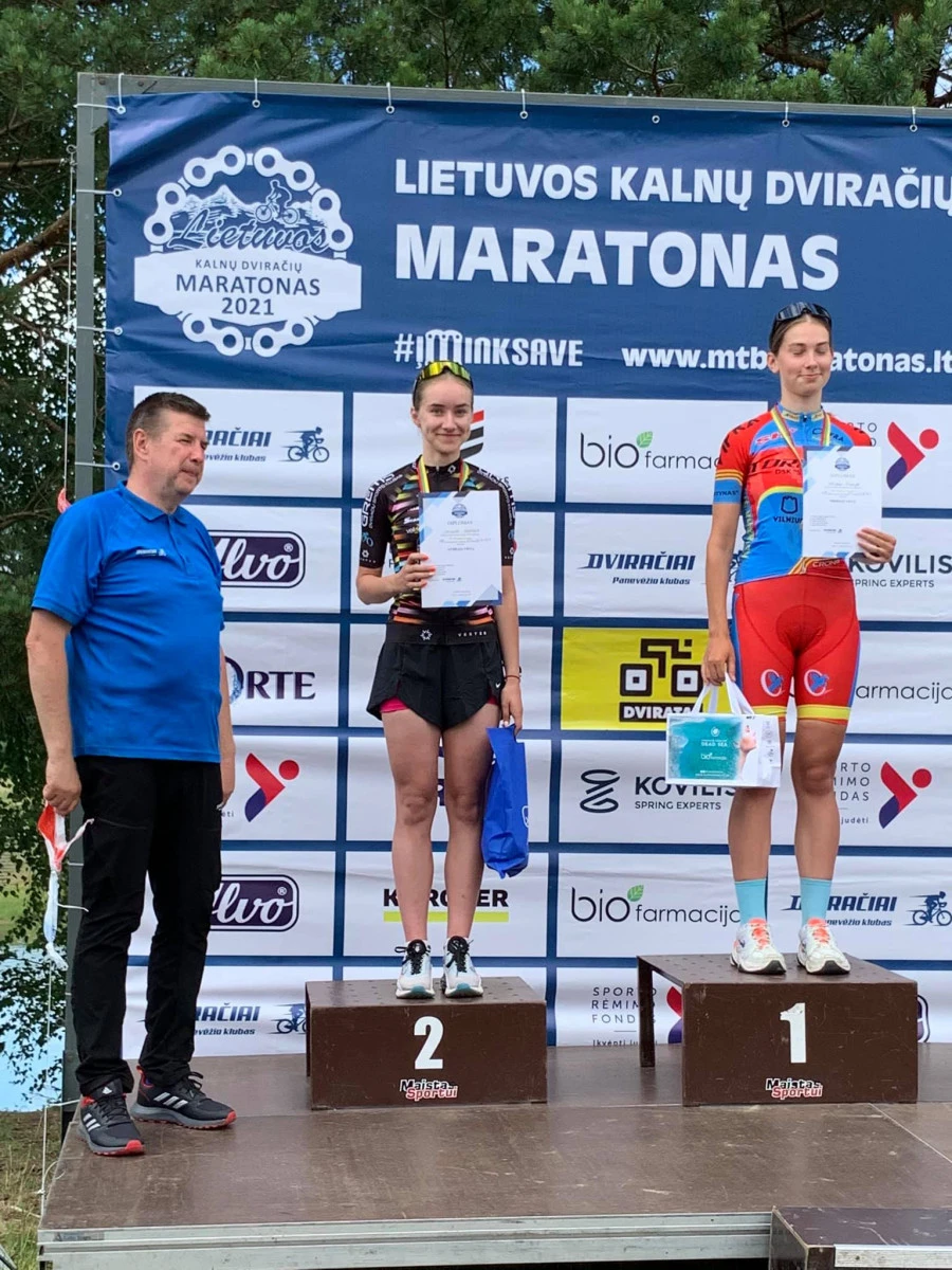 Lietuvos kalnų dviračių maratone sužibėjo Panevėžio sporto centro ugdytiniai