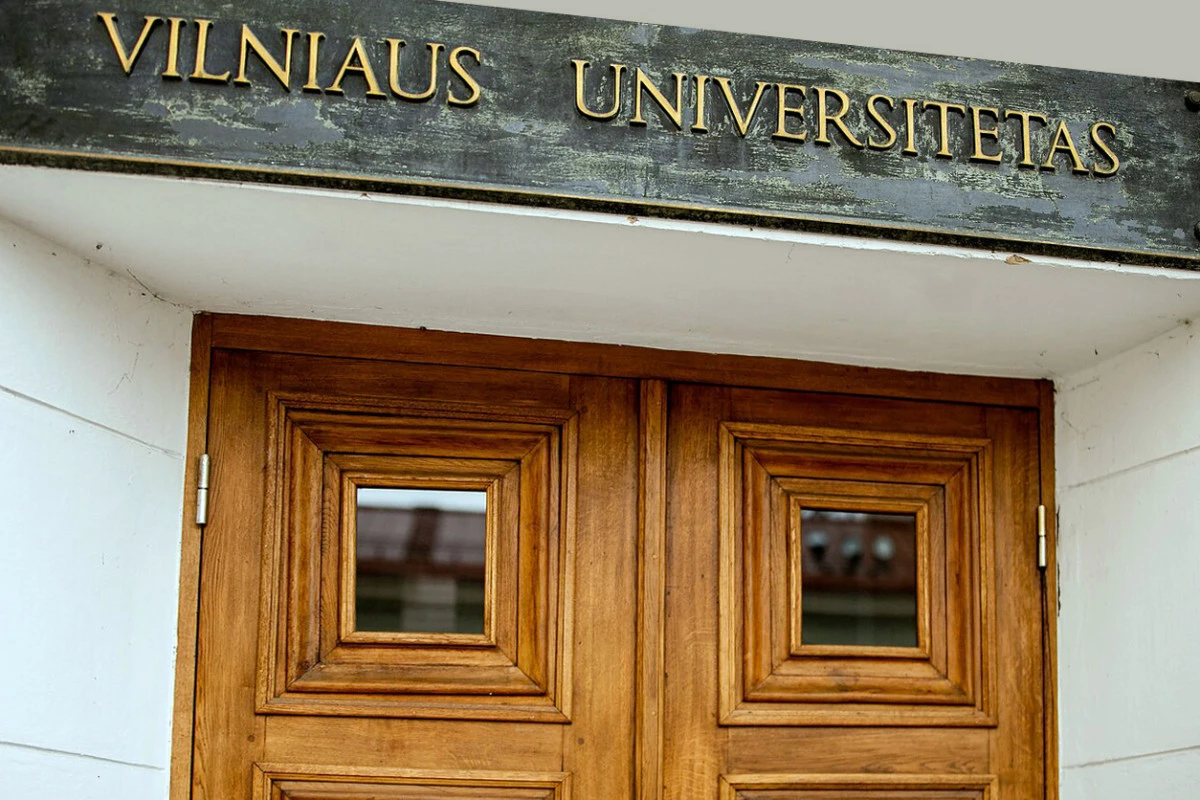 Siunčia žinią būsimiems VU Šiaulių akademijos studentams: Vilniaus universitetas – geriausių pasaulio universitetų 400-uke