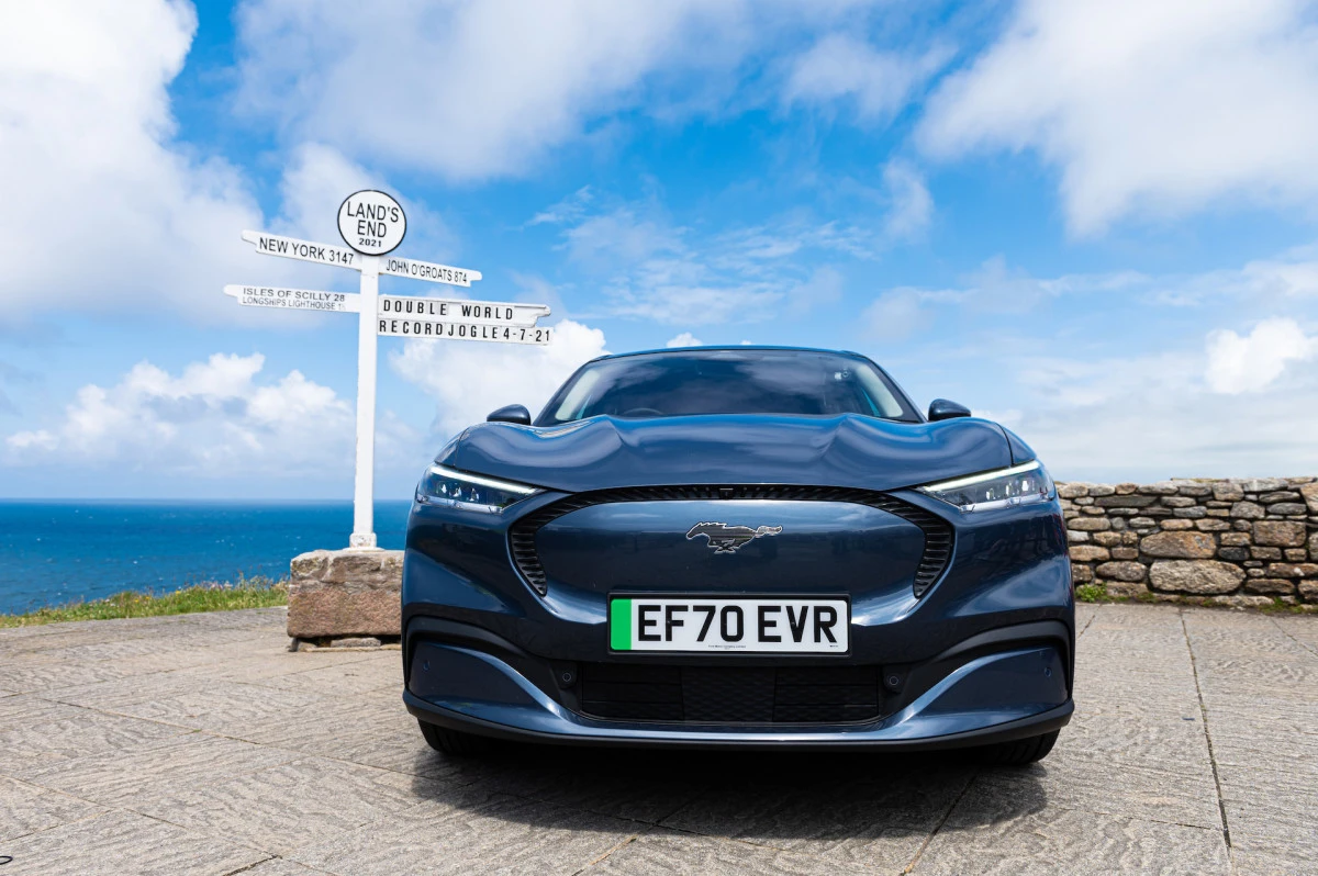 „Ford Mustang Mach-E“ pakėlė kartelę visiems elektromobiliams – įamžintas pasaulinis efektyvumo rekordas