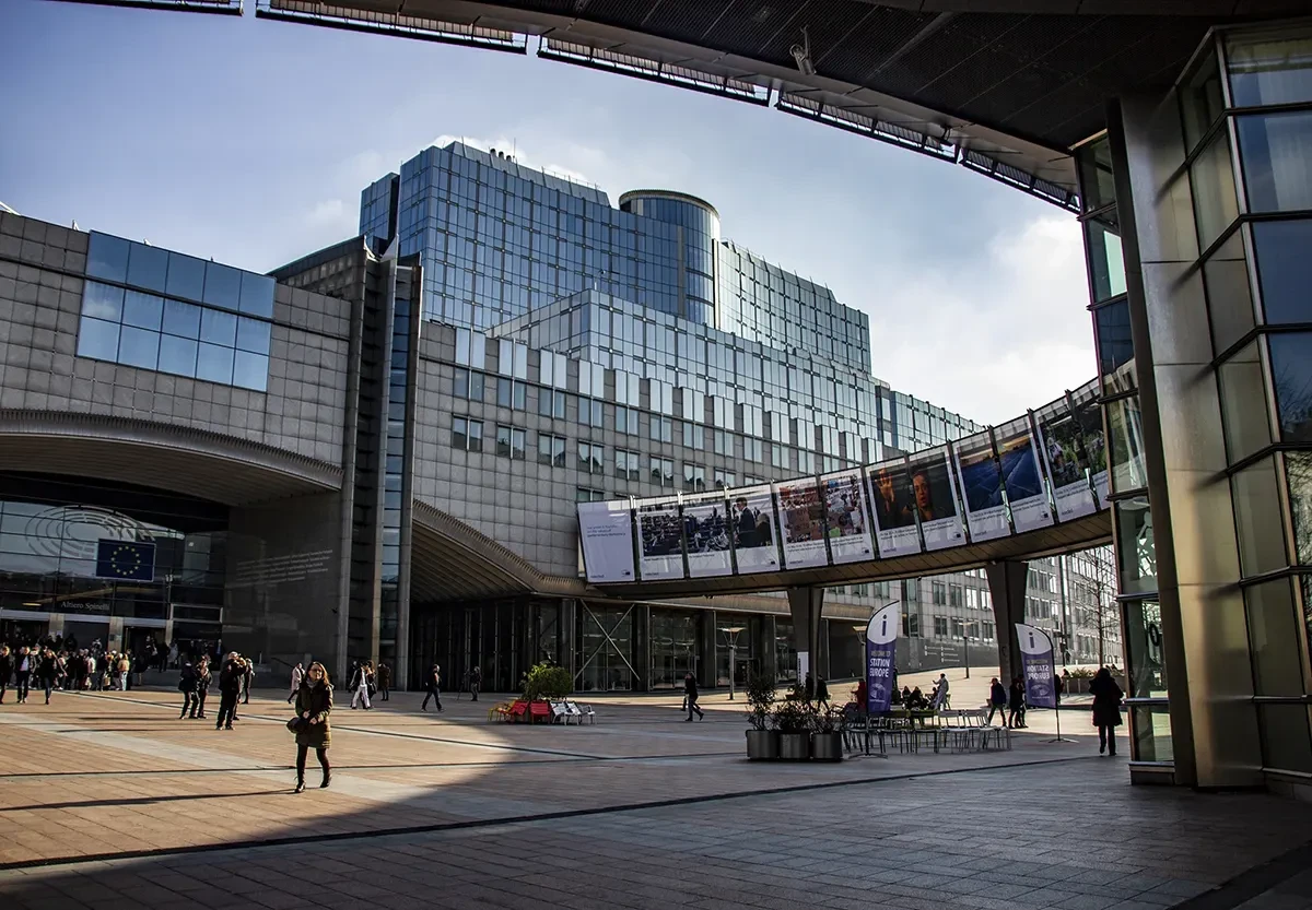 Europarlamentarai smerkia Rusijos agresiją, ragina padėti Lietuvai