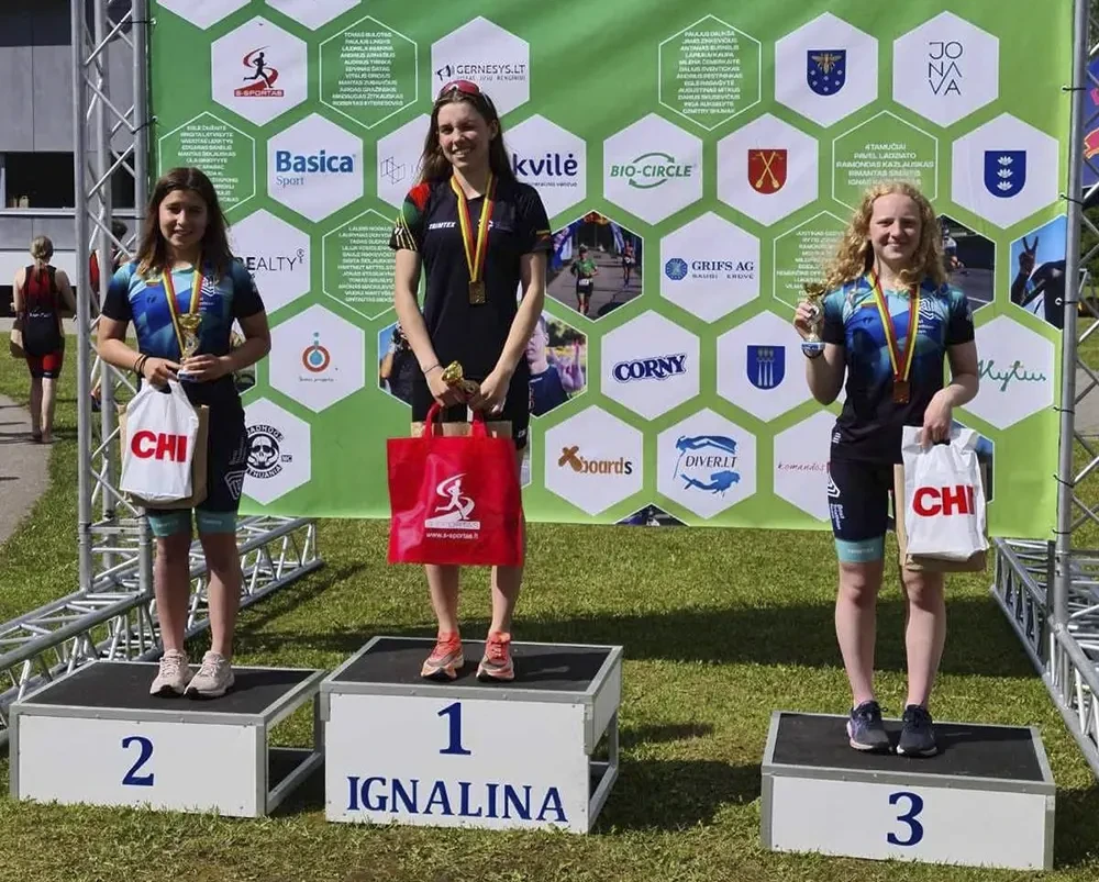 R.Sargūno gimnazijos triatlonininkai iškovojo aukso medalius
