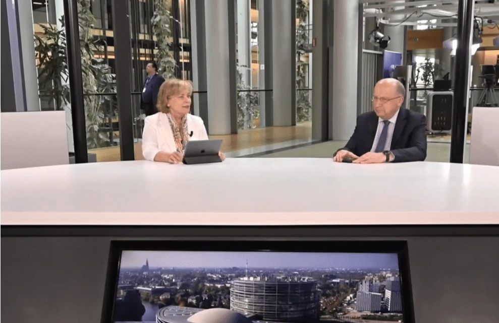A.  Kubilius ir R. Juknevičienė: Ukrainos narystė NATO yra egzistencinis klausimas ne tik patiems ukrainiečiams, bet ir visai Europos Sąjungai