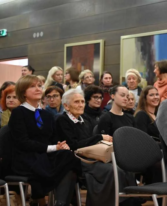 Įvyko Juozo Miltinio dramos teatro, kino aktoriui Algirdui Paulavičiui atminti skirtas vakaras