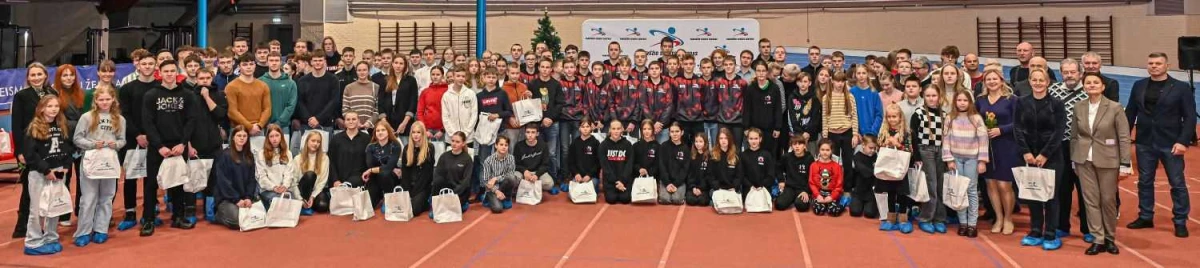 Pasveikinti Panevėžio sporto centro ugdytiniai ir jų treneriai