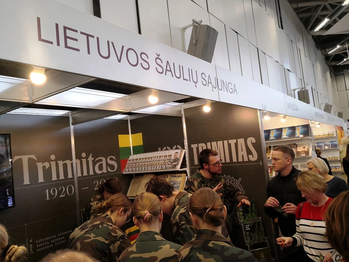 Šauliai Vilniaus knygų mugėje mokys susidėti išvykimo krepšį