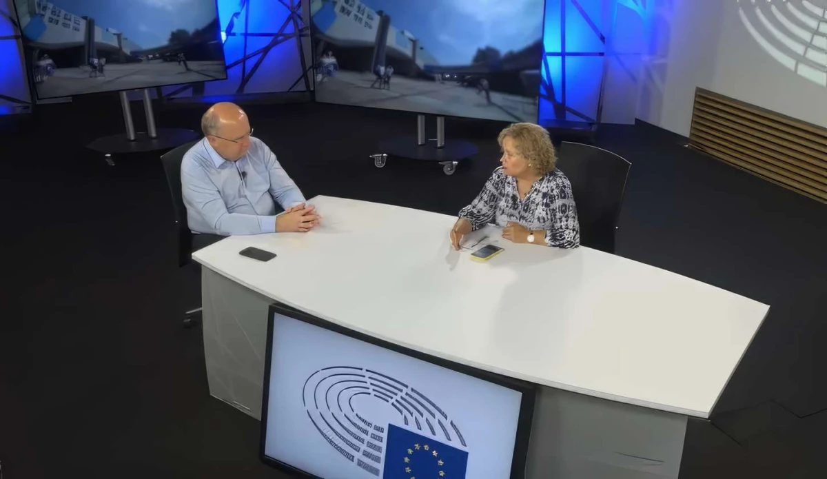 EP nariai: „Gerbiamas Prezidente, nežaiskite dvigubų žaidimų“
